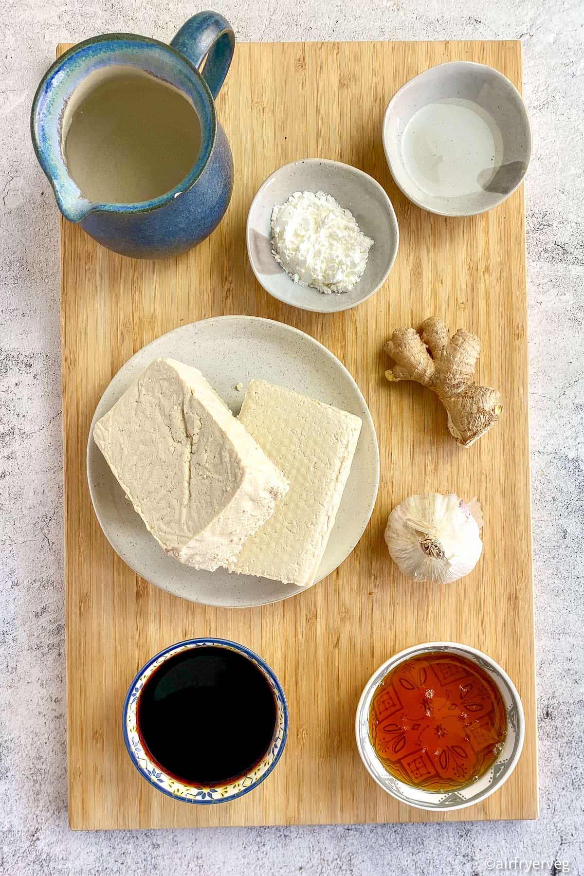 Air fryer teriyaki tofu ingredients.